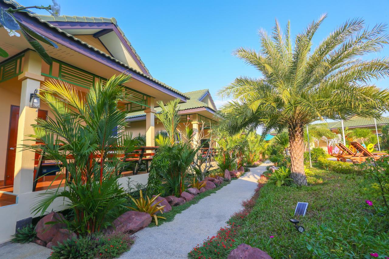 Huan Soontaree Hotel Ban Phe Ngoại thất bức ảnh