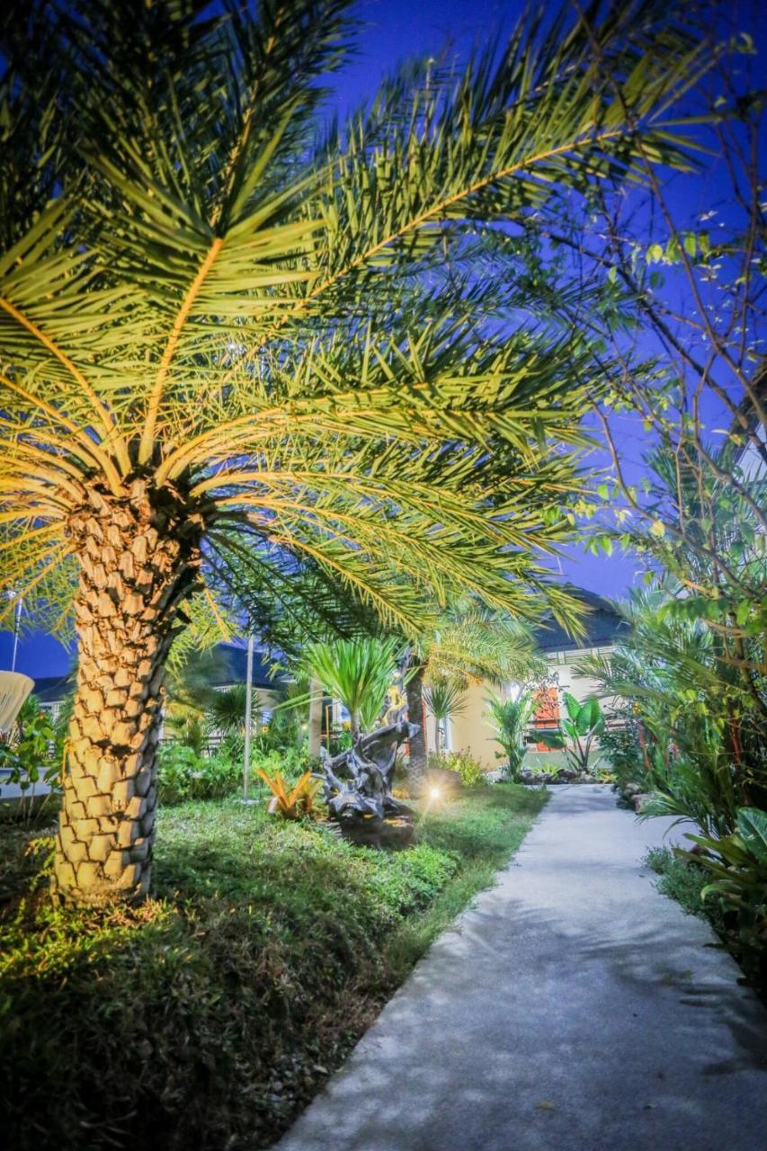 Huan Soontaree Hotel Ban Phe Ngoại thất bức ảnh